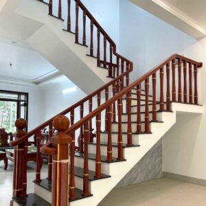 cầu thang nhôm vân gỗ lim
